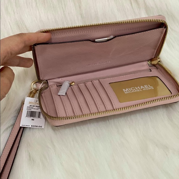 MK PHONECASE WRISLET/WALLET - Picture 5 of 6